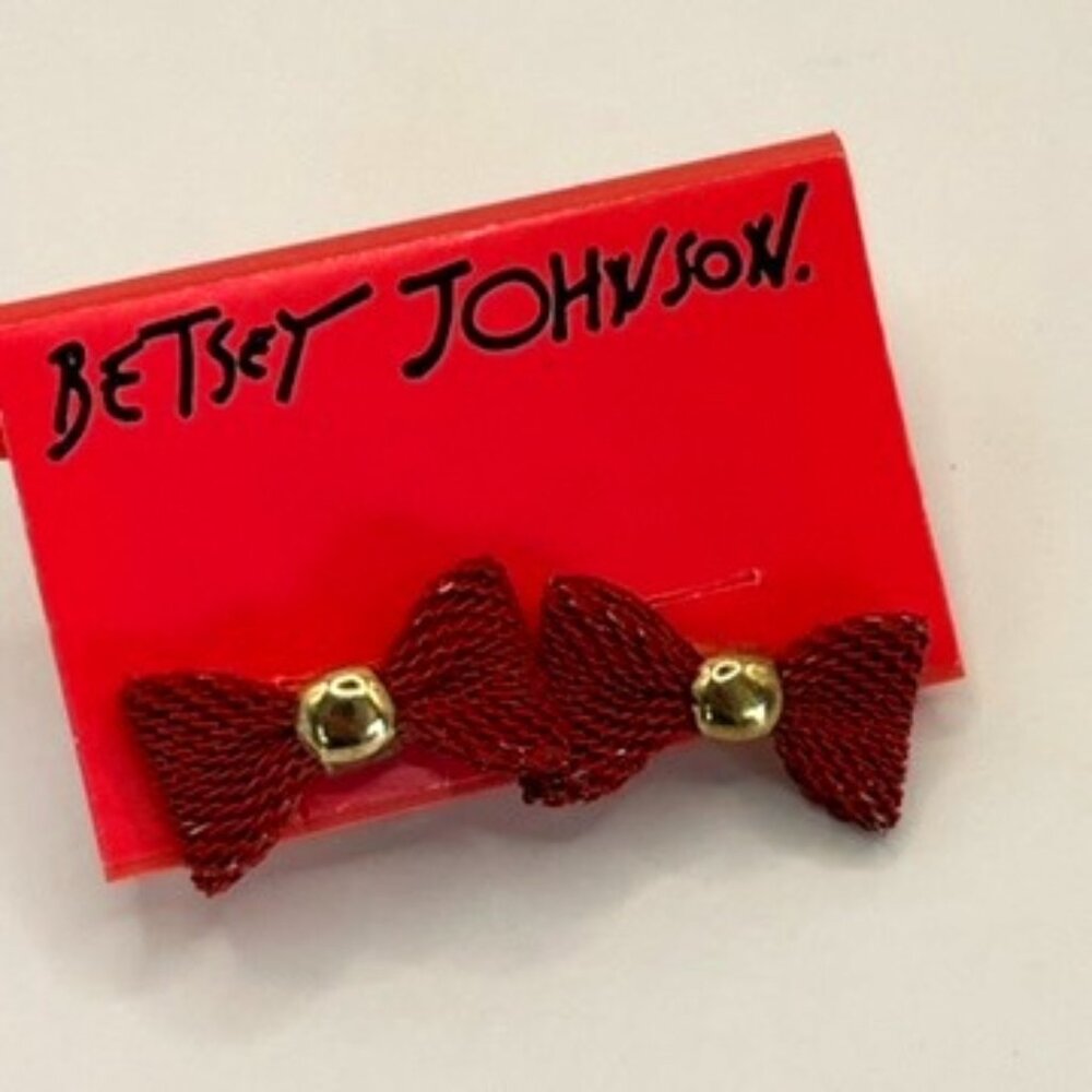 Betsey Johnson red metal mesh puffy bow stud earrings
